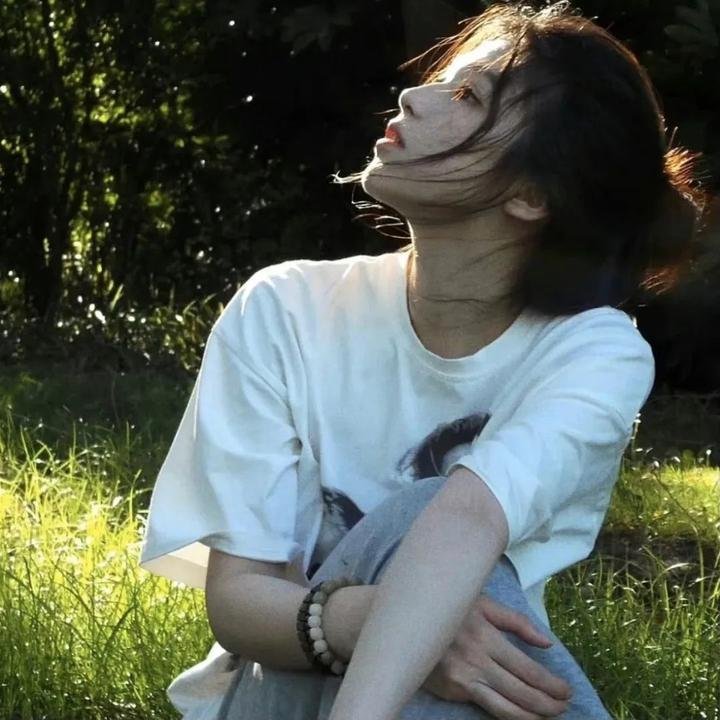 女警撞到夫